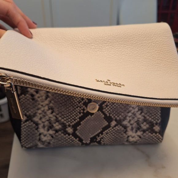 SOLD!!! NWOT Kate Spade Leila Med Snakeskin a Flap Shoulder Pebbled Leather Bag - Picture 8 of 9